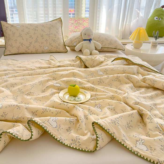 91家纺网 家纺一手货源 找家纺 星巴k家纺 2025新款贝壳绣三角针花边工艺款贝壳边夏被夏凉被空调被四件套【可提供买家秀】 森田小兔