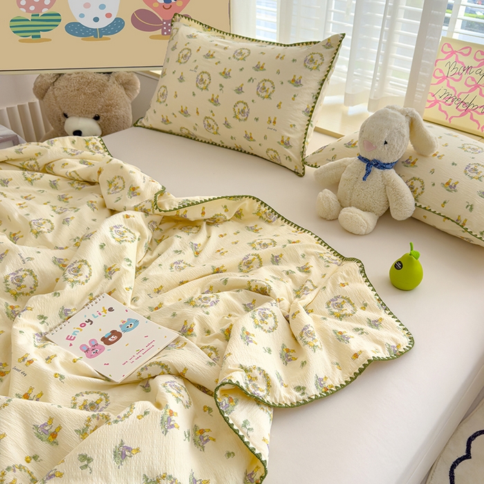 91家纺网 家纺一手货源 找家纺 星巴k家纺 2025新款贝壳绣三角针花边工艺款贝壳边夏被夏凉被空调被四件套【可提供买家秀】 兔子欢喜