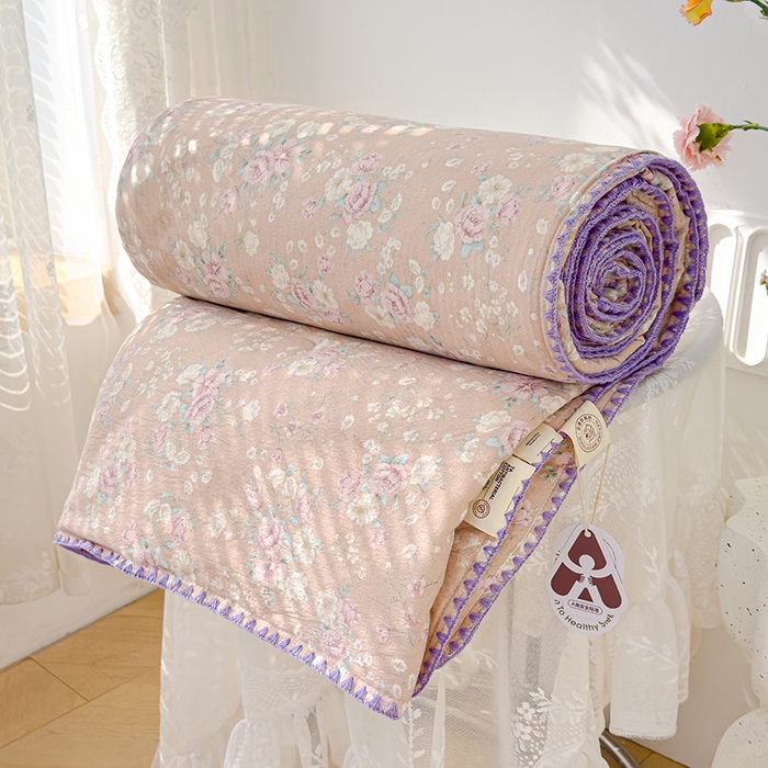 91家纺网 家纺一手货源 找家纺 （总）星巴k家纺 2025新款贝壳绣三角针花边工艺款贝壳边夏被夏凉被空调被四件套【可提供买家秀】