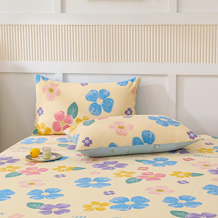 91家纺网 家纺一手货源 找家纺 宇彬家纺 2025直播新款13070全棉纯棉印花双人单床单枕套三件套喷气小清新简约学生被单 花屿芷