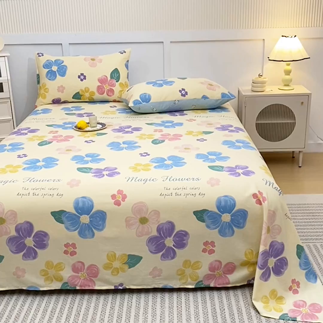 91家纺网 家纺一手货源 找家纺 宇彬家纺 2025直播新款13070全棉纯棉印花双人单床单枕套三件套喷气小清新简约学生被单 花屿芷