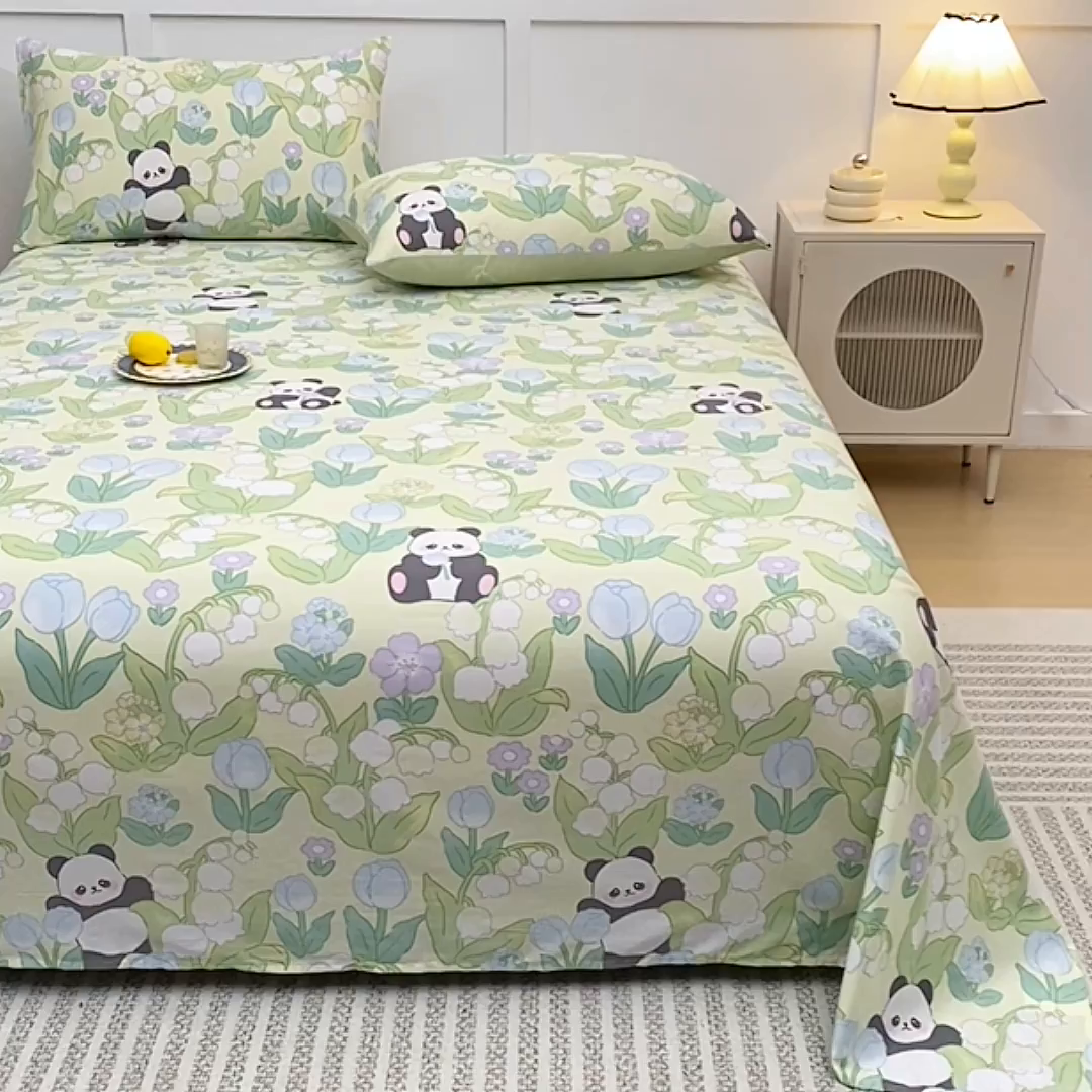 91家纺网 家纺一手货源 找家纺 宇彬家纺 2025直播新款13070全棉纯棉印花双人单床单枕套三件套喷气小清新简约学生被单 恋恋夏日