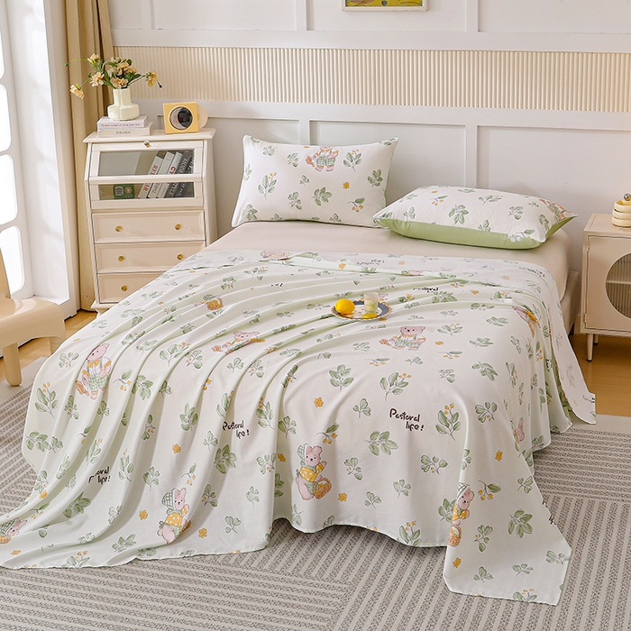 91家纺网 家纺一手货源 找家纺 宇彬家纺 2025直播新款13070全棉纯棉印花双人单床单枕套三件套喷气小清新简约学生被单 米粒熊