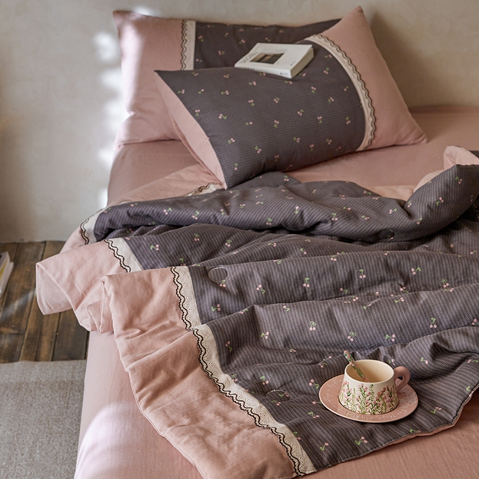 91家纺网 家纺一手货源 找家纺 （总）安莱生活 2025新款全棉纯棉双层纱复古花边款夏被夏凉被空调被四件套