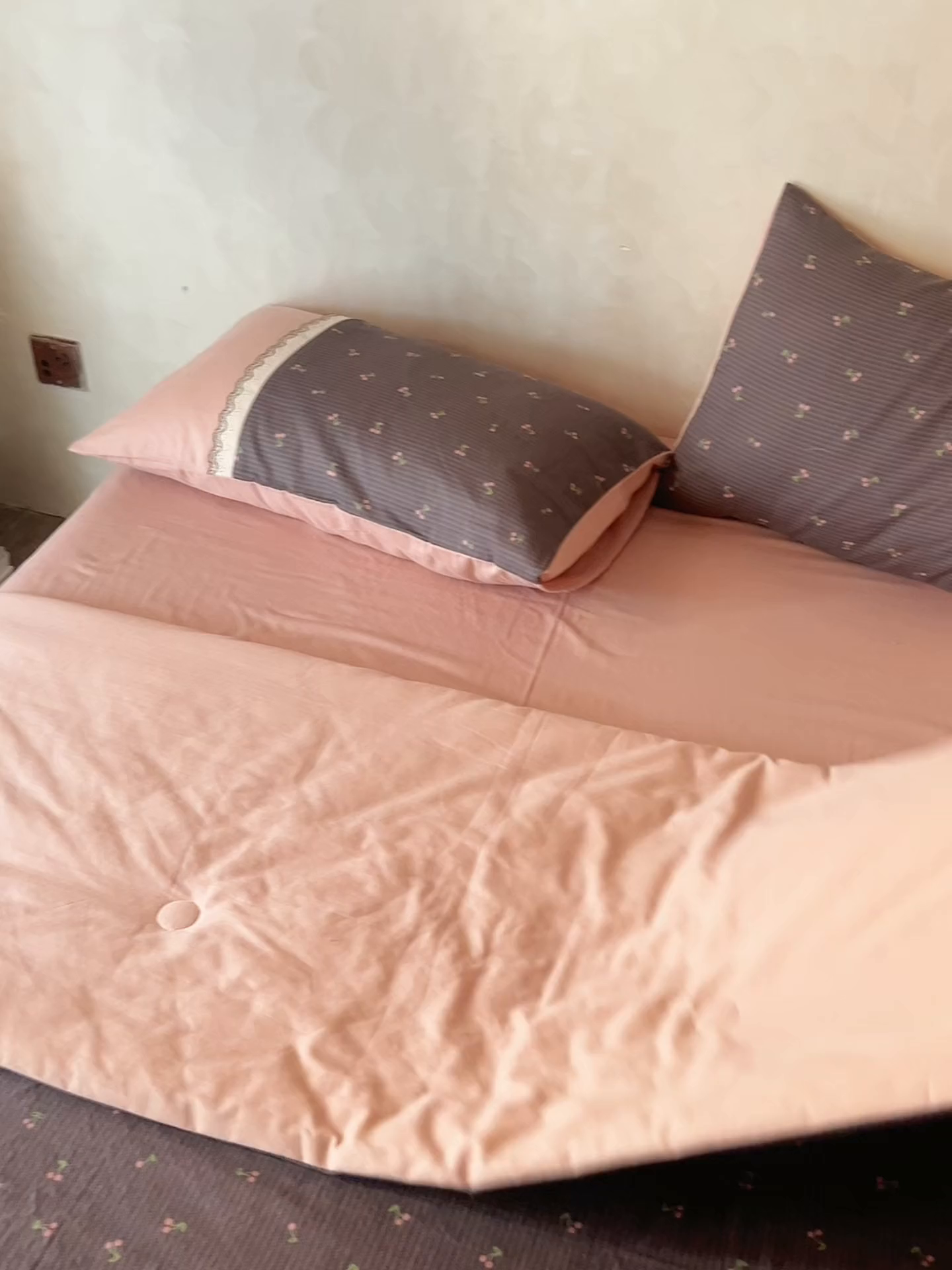 91家纺网 家纺一手货源 找家纺 安莱生活 2025新款全棉纯棉双层纱复古花边款夏被夏凉被空调被四件套 初语