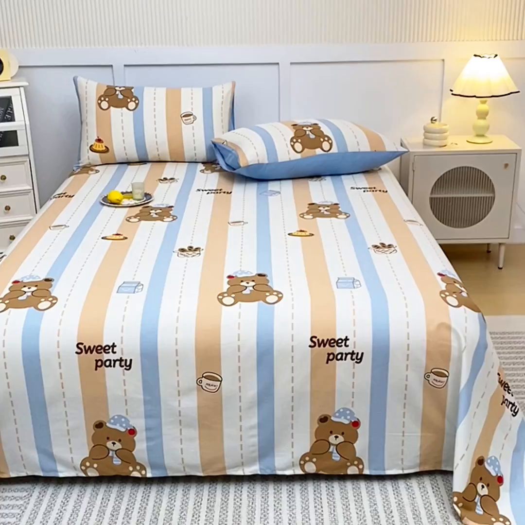 91家纺网 家纺一手货源 找家纺 宇彬家纺 2025直播新款13070全棉纯棉印花双人单床单枕套三件套喷气小清新简约学生被单 休闲小熊