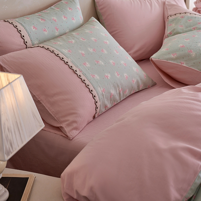 91家纺网 家纺一手货源 找家纺 安莱生活 2025新款全棉纯棉双层纱复古花边款四件套 蝶之恋