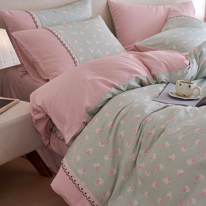 91家纺网 家纺一手货源 找家纺 安莱生活 2025新款全棉纯棉双层纱复古花边款四件套 蝶之恋