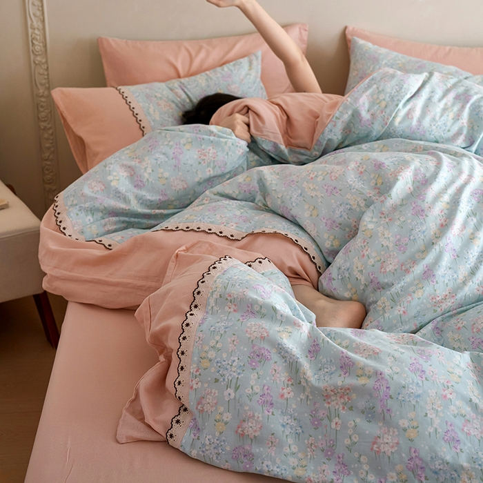 91家纺网 家纺一手货源 找家纺 安莱生活 2025新款全棉纯棉双层纱复古花边款四件套 落葵