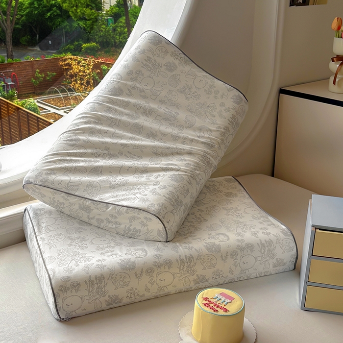 91家纺网 家纺一手货源 找家纺 百寐 2025新款13372全棉立体滚边立体记忆枕套30×50/40×60碎花卡通枕套 布朗熊