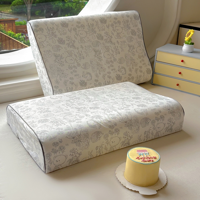 91家纺网 家纺一手货源 找家纺 百寐 2025新款13372全棉立体滚边立体记忆枕套30×50/40×60碎花卡通枕套 布朗熊