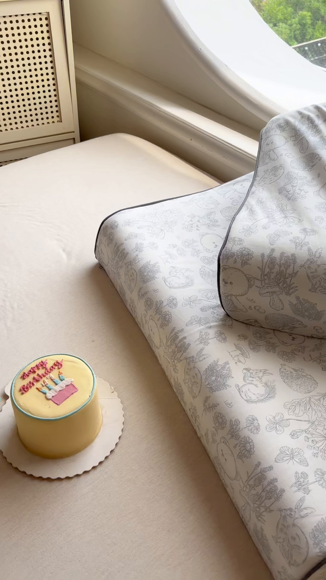 91家纺网 家纺一手货源 找家纺 百寐 2025新款13372全棉立体滚边立体记忆枕套30×50/40×60碎花卡通枕套 布朗熊