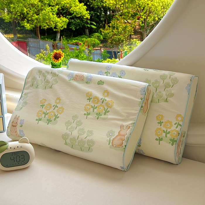 91家纺网 家纺一手货源 找家纺 百寐 2025新款13372全棉立体滚边立体记忆枕套30×50/40×60碎花卡通枕套 丛林兔