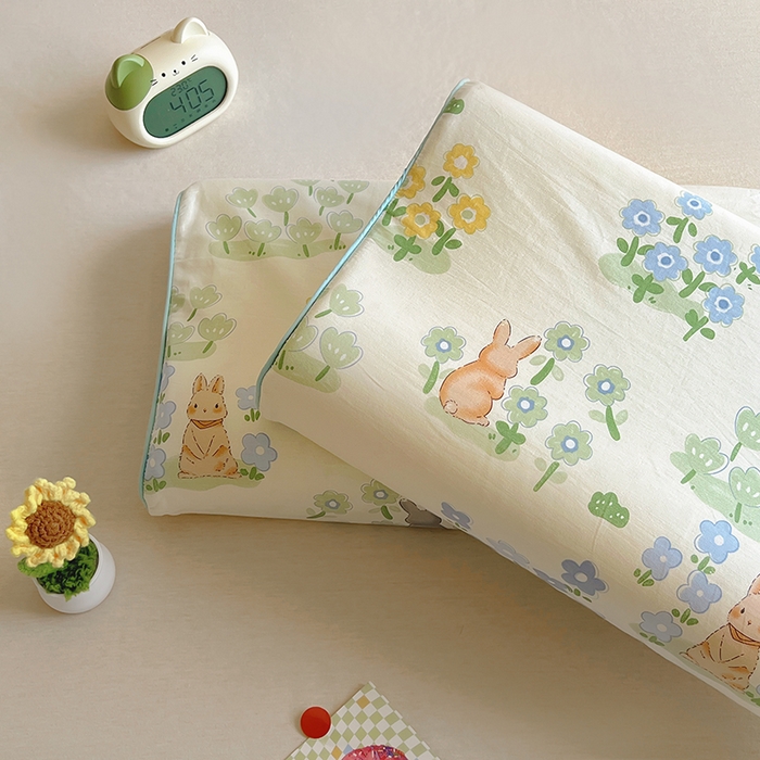 91家纺网 家纺一手货源 找家纺 百寐 2025新款13372全棉立体滚边立体记忆枕套30×50/40×60碎花卡通枕套 丛林兔