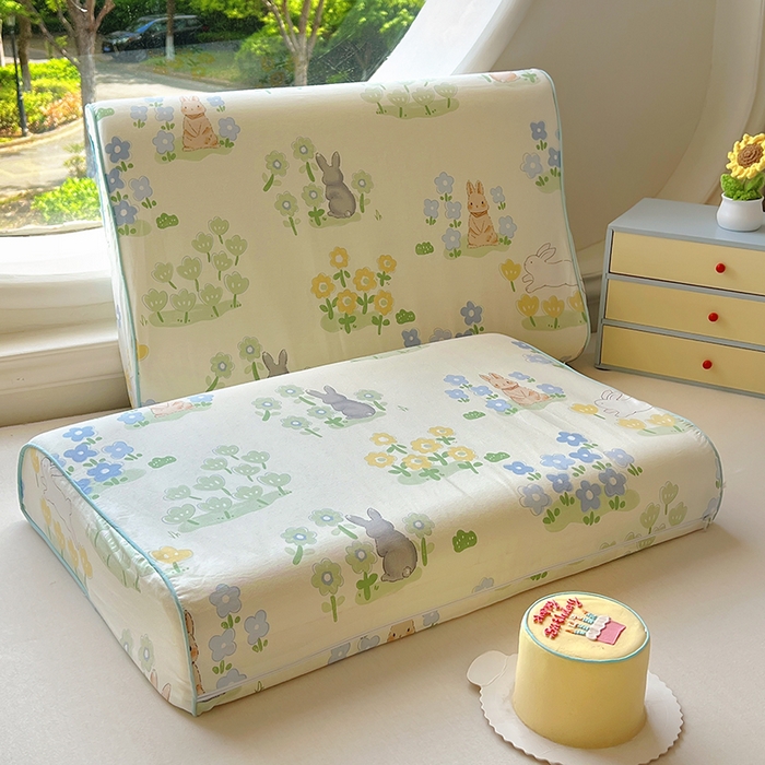 91家纺网 家纺一手货源 找家纺 百寐 2025新款13372全棉立体滚边立体记忆枕套30×50/40×60碎花卡通枕套 丛林兔