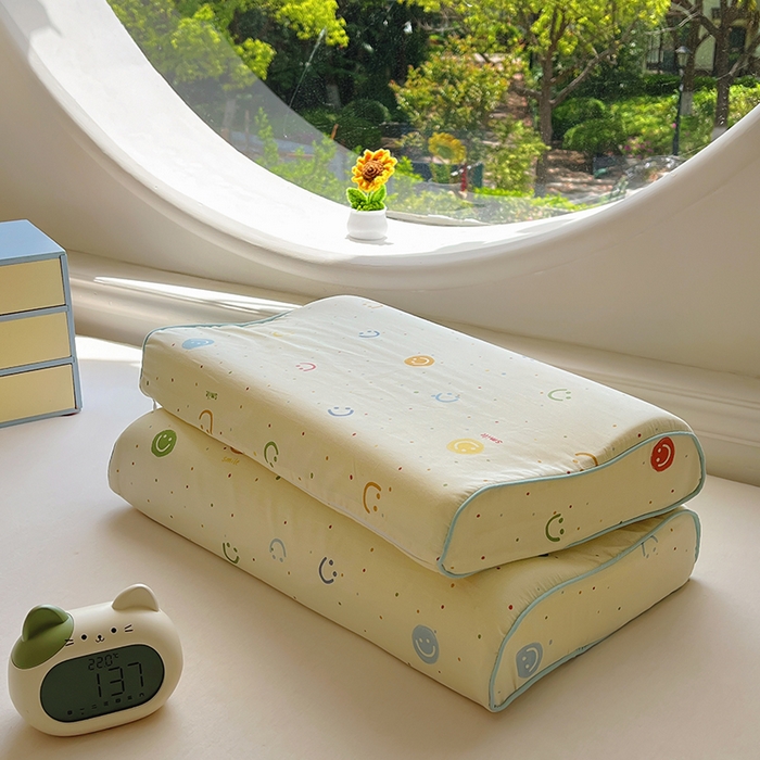 91家纺网 家纺一手货源 找家纺 百寐 2025新款13372全棉立体滚边立体记忆枕套30×50/40×60碎花卡通枕套 多彩笑脸