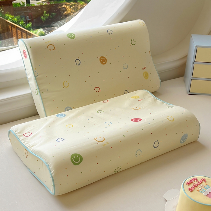 91家纺网 家纺一手货源 找家纺 百寐 2025新款13372全棉立体滚边立体记忆枕套30×50/40×60碎花卡通枕套 多彩笑脸