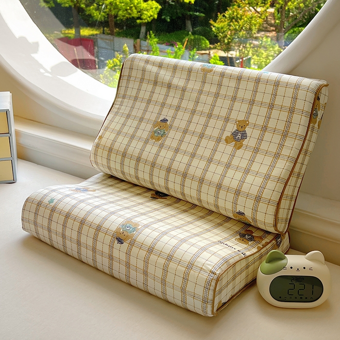 百寐 2025新款13372全棉立体滚边立体记忆枕套30×50/40×60碎花卡通枕套 格子熊