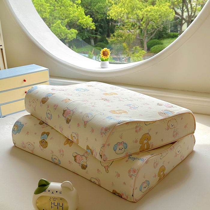 91家纺网 家纺一手货源 找家纺 百寐 2025新款13372全棉立体滚边立体记忆枕套30×50/40×60碎花卡通枕套 泡芙狗