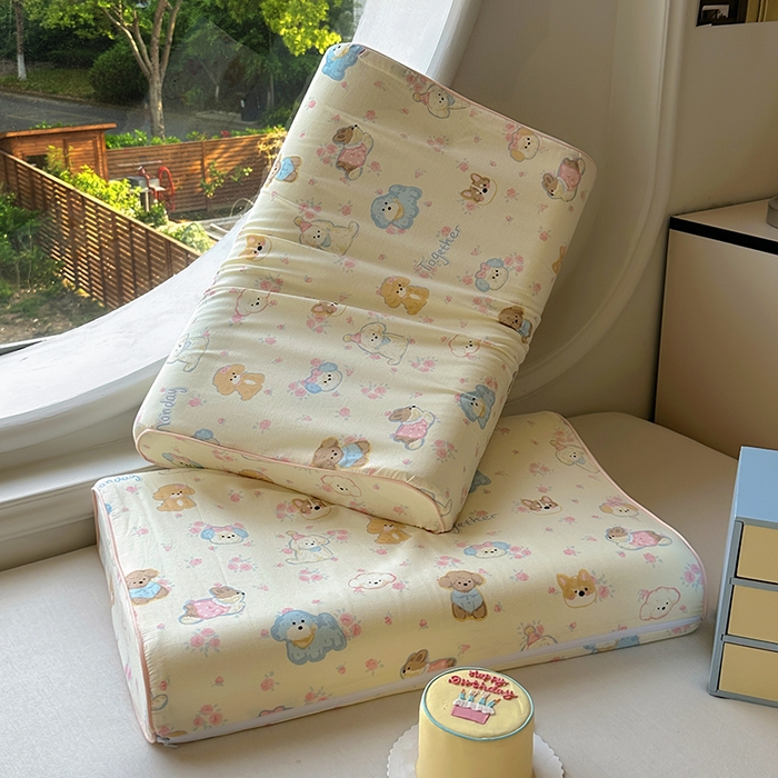 91家纺网 家纺一手货源 找家纺 百寐 2025新款13372全棉立体滚边立体记忆枕套30×50/40×60碎花卡通枕套 泡芙狗