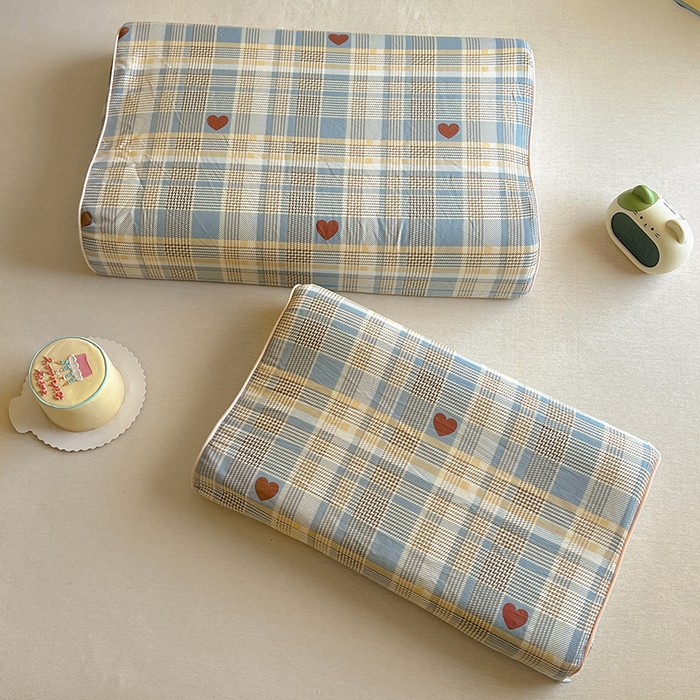 91家纺网 家纺一手货源 找家纺 百寐 2025新款13372全棉立体滚边立体记忆枕套30×50/40×60碎花卡通枕套 心动蓝