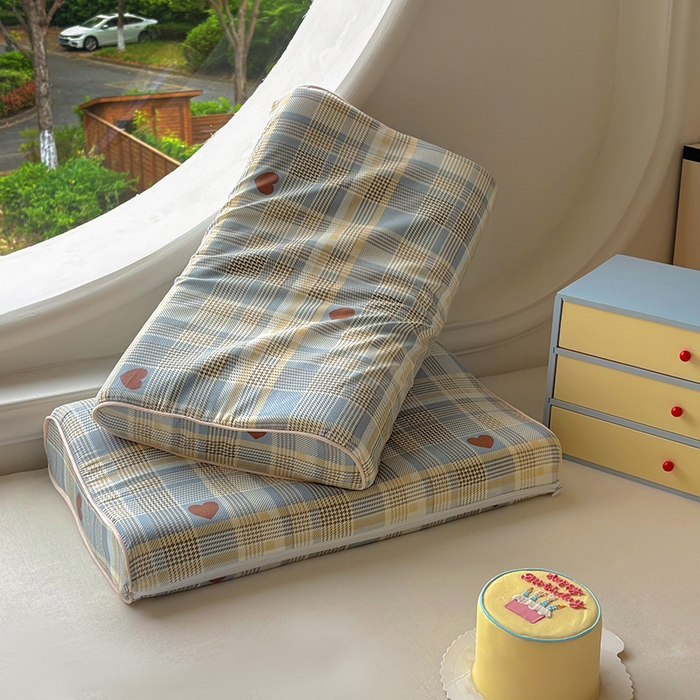 91家纺网 家纺一手货源 找家纺 百寐 2025新款13372全棉立体滚边立体记忆枕套30×50/40×60碎花卡通枕套 心动蓝