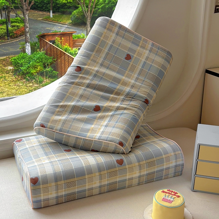 91家纺网 家纺一手货源 找家纺 百寐 2025新款13372全棉立体滚边立体记忆枕套30×50/40×60碎花卡通枕套 心动蓝