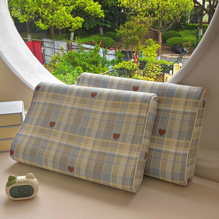 91家纺网 家纺一手货源 找家纺 百寐 2025新款13372全棉立体滚边立体记忆枕套30×50/40×60碎花卡通枕套 心动蓝