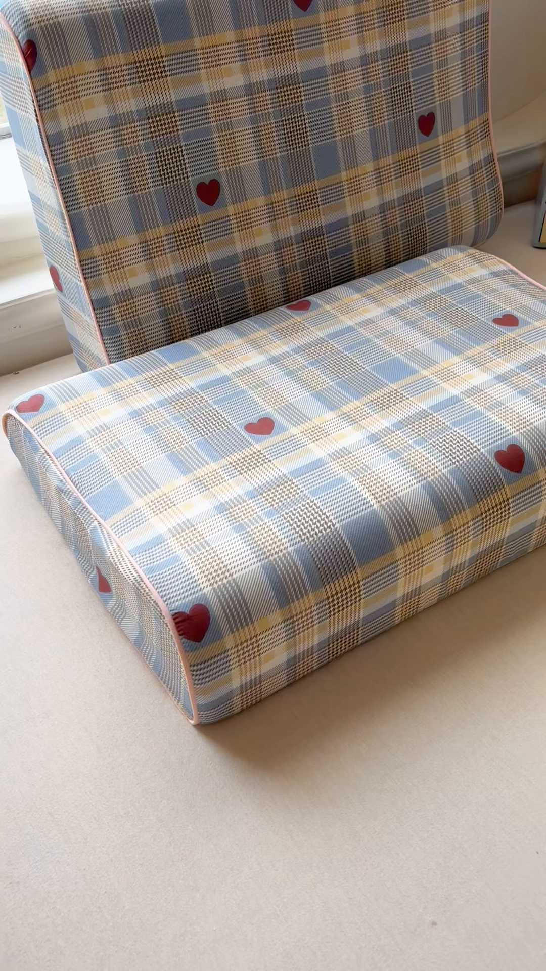 91家纺网 家纺一手货源 找家纺 百寐 2025新款13372全棉立体滚边立体记忆枕套30×50/40×60碎花卡通枕套 心动蓝