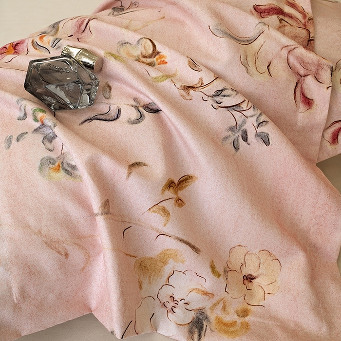 91家纺网 家纺一手货源 找家纺 典雅家纺 2025新款艾阳暖棉印花四件套 芳颜