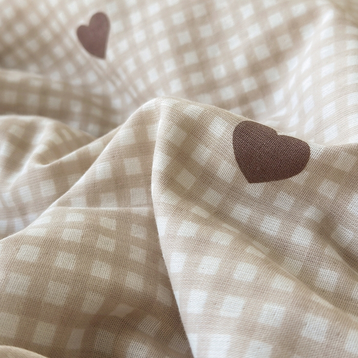 91家纺网 家纺一手货源 找家纺 怡家居 2025新款全棉双层纱毛巾绣夏被四件套 夏被-欢乐狗