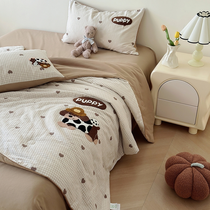 91家纺网 家纺一手货源 找家纺 怡家居 2025新款全棉双层纱毛巾绣夏被四件套 夏被-欢乐狗