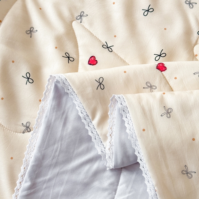 91家纺网 家纺一手货源 找家纺 （总）仁凯家纺 2025新款A类针织棉双层纱100%新疆棉花花边夏凉被四件套（包检测）（提供买家秀）