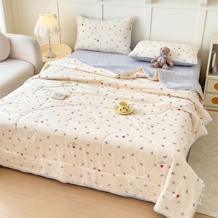 91家纺网 家纺一手货源 找家纺 仁凯家纺 2025新款A类针织棉双层纱100%新疆棉花花边夏凉被四件套（包检测）（提供买家秀） 爱心蝴蝶结