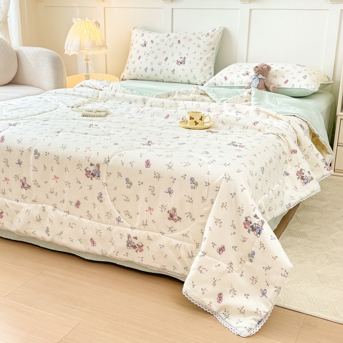 91家纺网 家纺一手货源 找家纺 仁凯家纺 2025新款A类针织棉双层纱100%新疆棉花花边夏凉被四件套（包检测）（提供买家秀） 花海