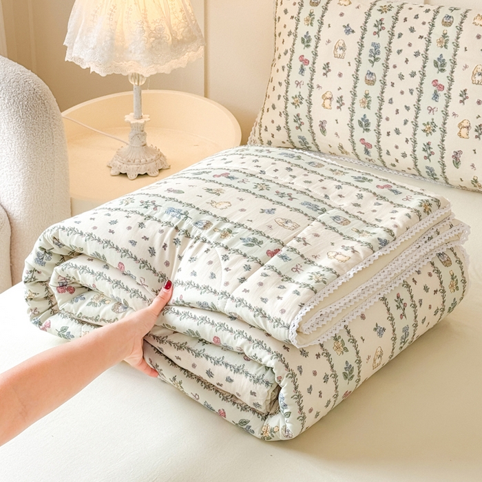 91家纺网 家纺一手货源 找家纺 仁凯家纺 2025新款A类针织棉双层纱100%新疆棉花花边夏凉被四件套（包检测）（提供买家秀） 盛夏