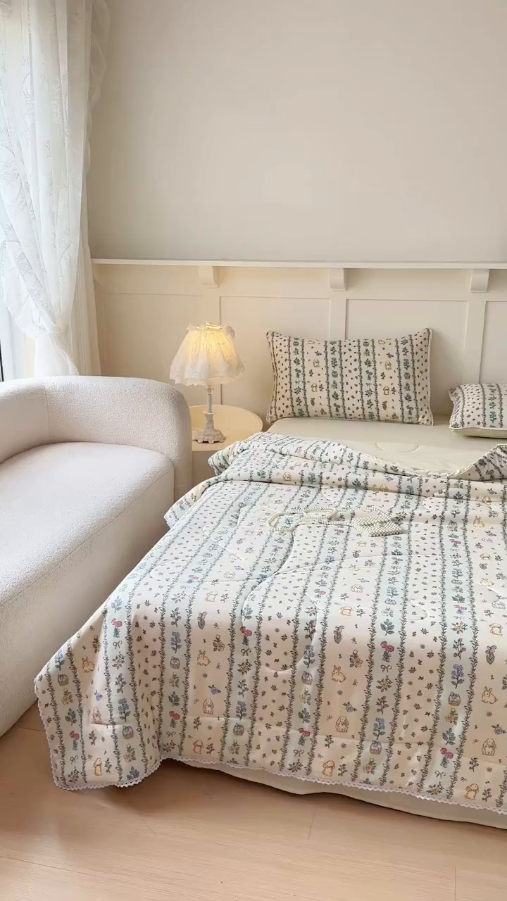 91家纺网 家纺一手货源 找家纺 仁凯家纺 2025新款A类针织棉双层纱100%新疆棉花花边夏凉被四件套（包检测）（提供买家秀） 盛夏