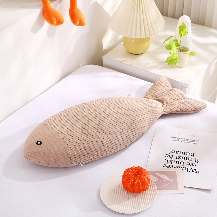 91家纺网 家纺一手货源 找家纺 贤内助家纺 2025新款年年有鱼天然荞麦枕 年年有鱼—米 宽25cmx长55cm（总长68cm）x高8-10cm/只