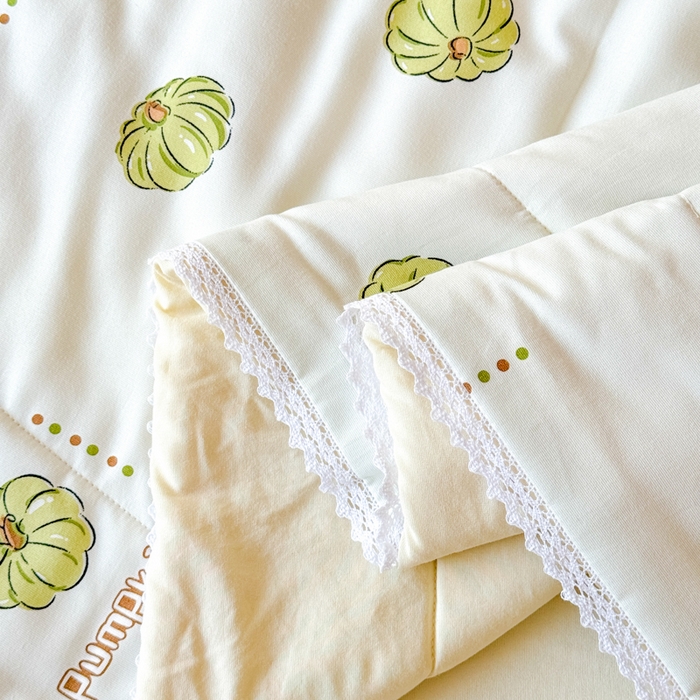 91家纺网 家纺一手货源 找家纺 仁凯家纺 2025新款A类针织棉双层纱100%新疆棉花花边夏凉被（包检测）（提供买家秀） 倾心南瓜