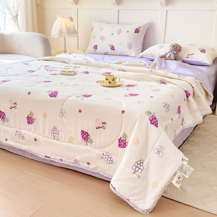 91家纺网 家纺一手货源 找家纺 仁凯家纺 2025新款A类针织棉双层纱100%新疆棉花花边夏凉被（包检测）（提供买家秀） 紫色葡萄