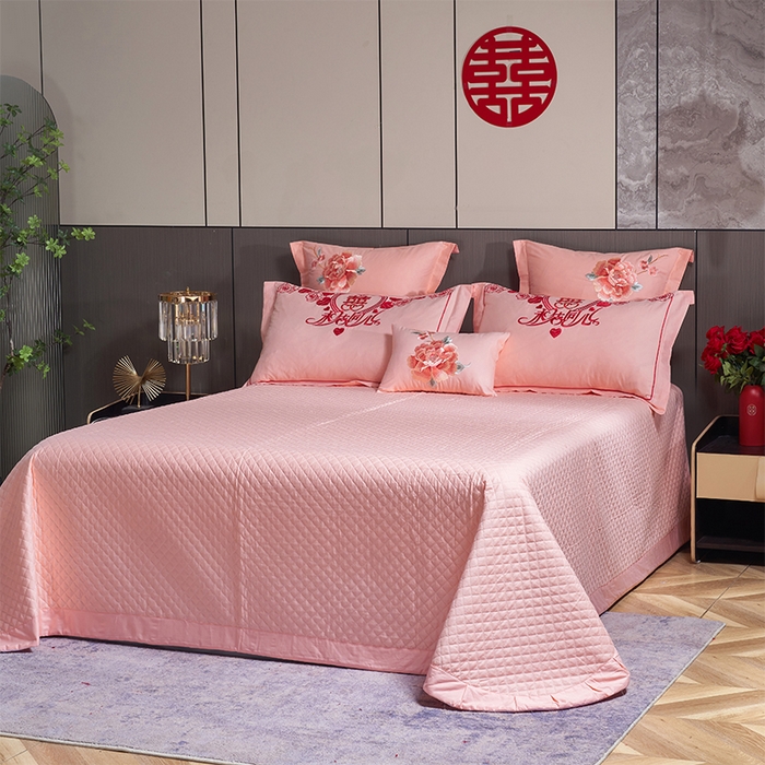 91家纺网 家纺一手货源 找家纺 洽想家 2025新款全棉刺绣粉玉色婚庆四件套多件套（控价销售最低不低于288元） 永结同心-玉粉
