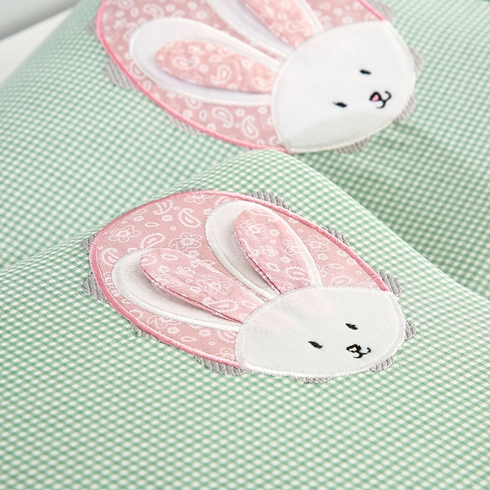 91家纺网 家纺一手货源 找家纺 贤内助家纺 2025新款全棉纯棉兔兔枕头枕头枕芯护肩枕保健枕 全棉兔兔—绿 宽30x长50x高7cm /只