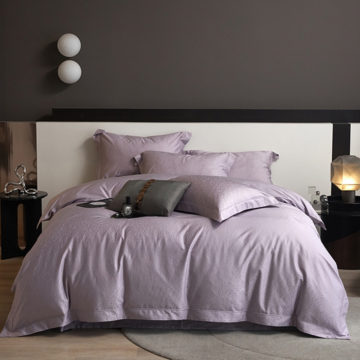 91家纺网 家纺一手货源 找家纺 洽想家 2025新款长绒棉贡缎提花手工立体埋绳工艺四件套礼盒包装系列二 艾克亚（温馨紫）