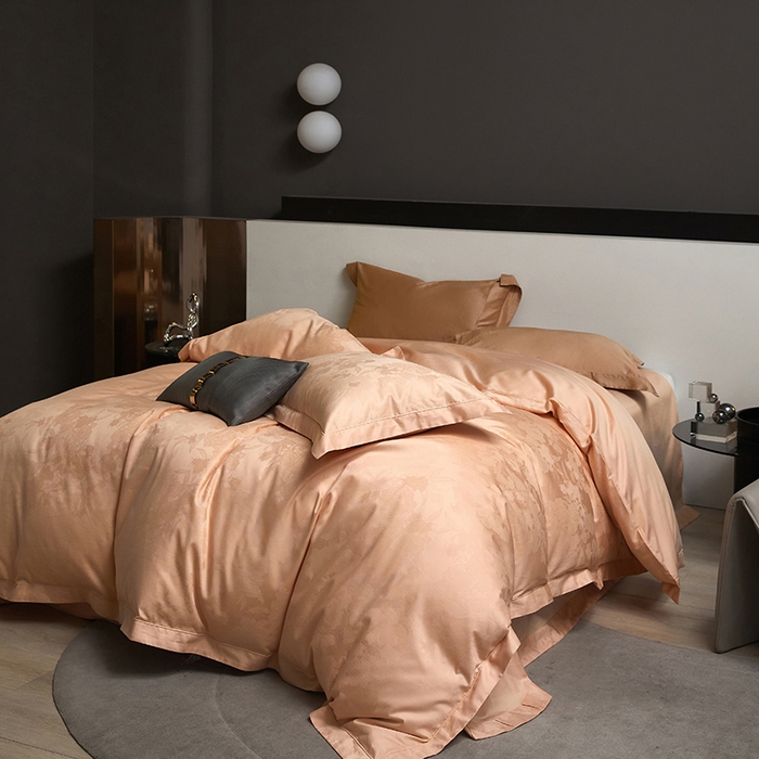 91家纺网 家纺一手货源 找家纺 洽想家 2025新款长绒棉贡缎提花手工立体埋绳工艺四件套礼盒包装系列二 米菲娜（香槟色）