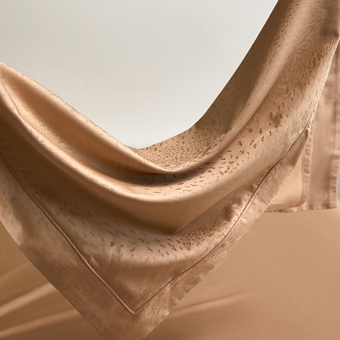 91家纺网 家纺一手货源 找家纺 洽想家 2025新款长绒棉贡缎提花手工立体埋绳工艺四件套礼盒包装系列二 星耀（香槟色）