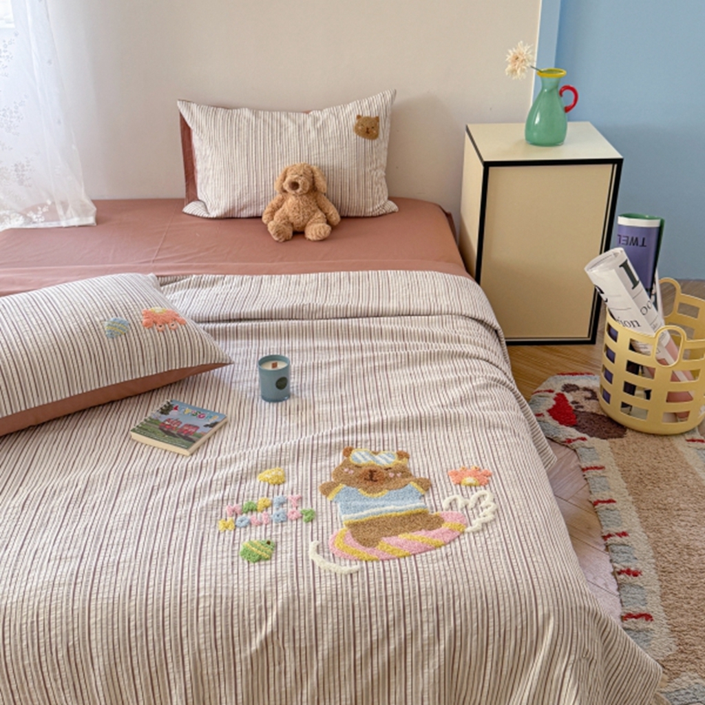 91家纺网 家纺一手货源 找家纺 柚子YOUTH 2025新款水洗棉提花毛巾绣夏被四件套 快乐冲浪