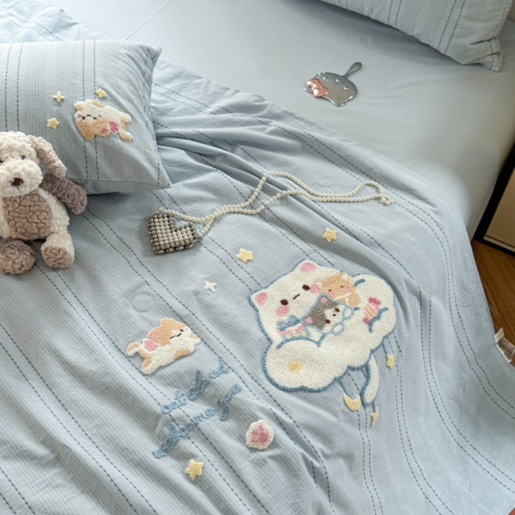 91家纺网 家纺一手货源 找家纺 柚子YOUTH 2025新款水洗棉提花毛巾绣夏被四件套 云朵小猫