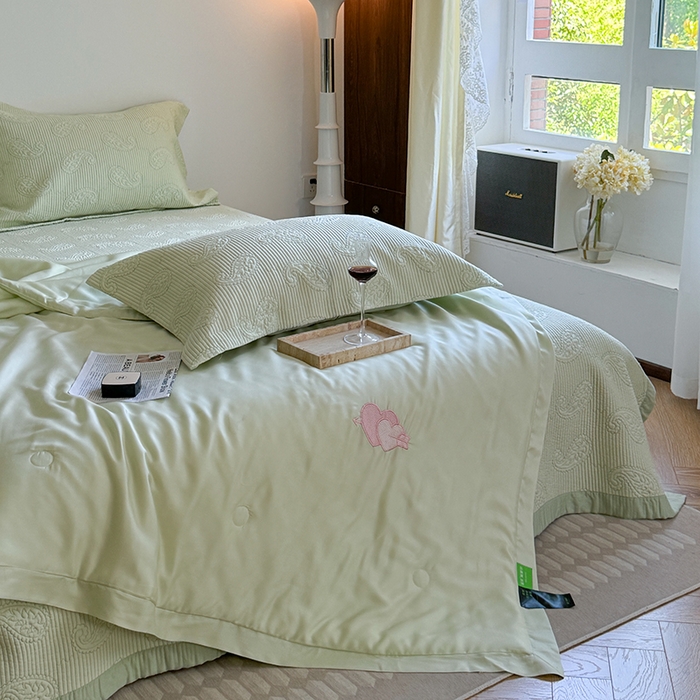 91家纺网 家纺一手货源 找家纺 琳可家居 2025春夏新款腰果花系列双面莱赛尔天丝床盖三件套高温水洗可机洗 腰果花-清新绿