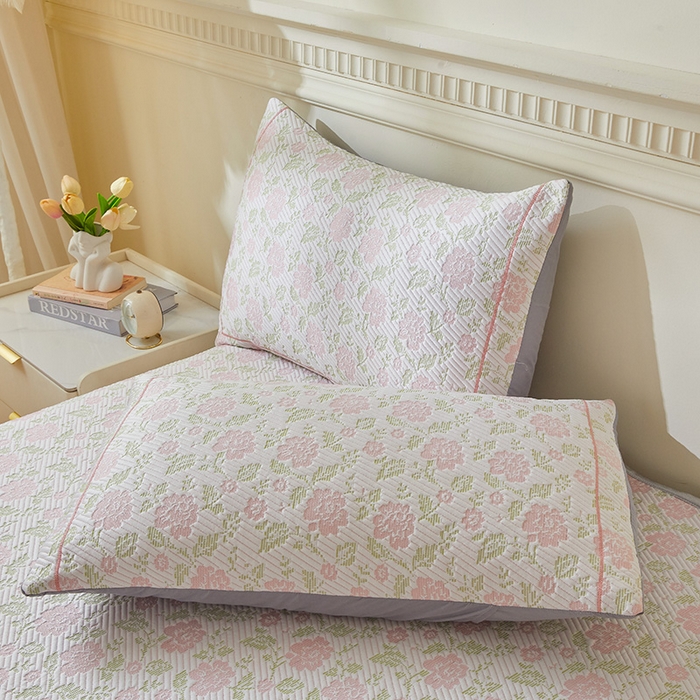 91家纺网 家纺一手货源 找家纺 （总）罗艺轩 2025新款床裙款透气凉感豆豆软凉席席子