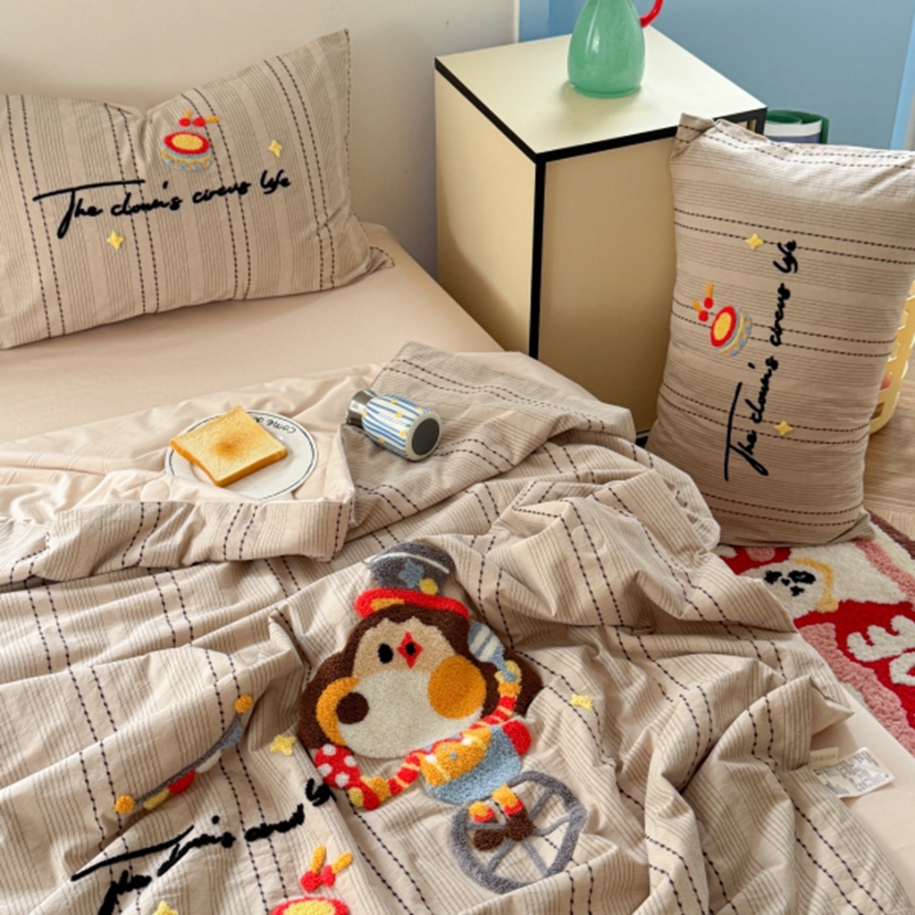 91家纺网 家纺一手货源 找家纺 柚子YOUTH 2025新款水洗棉提花毛巾绣夏被四件套 杂技小狗